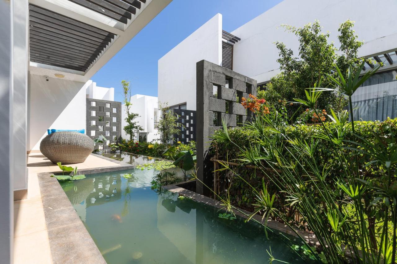 Okinawa Villas And Beach Club - Oceanami Resort Long Hai Eksteriør billede