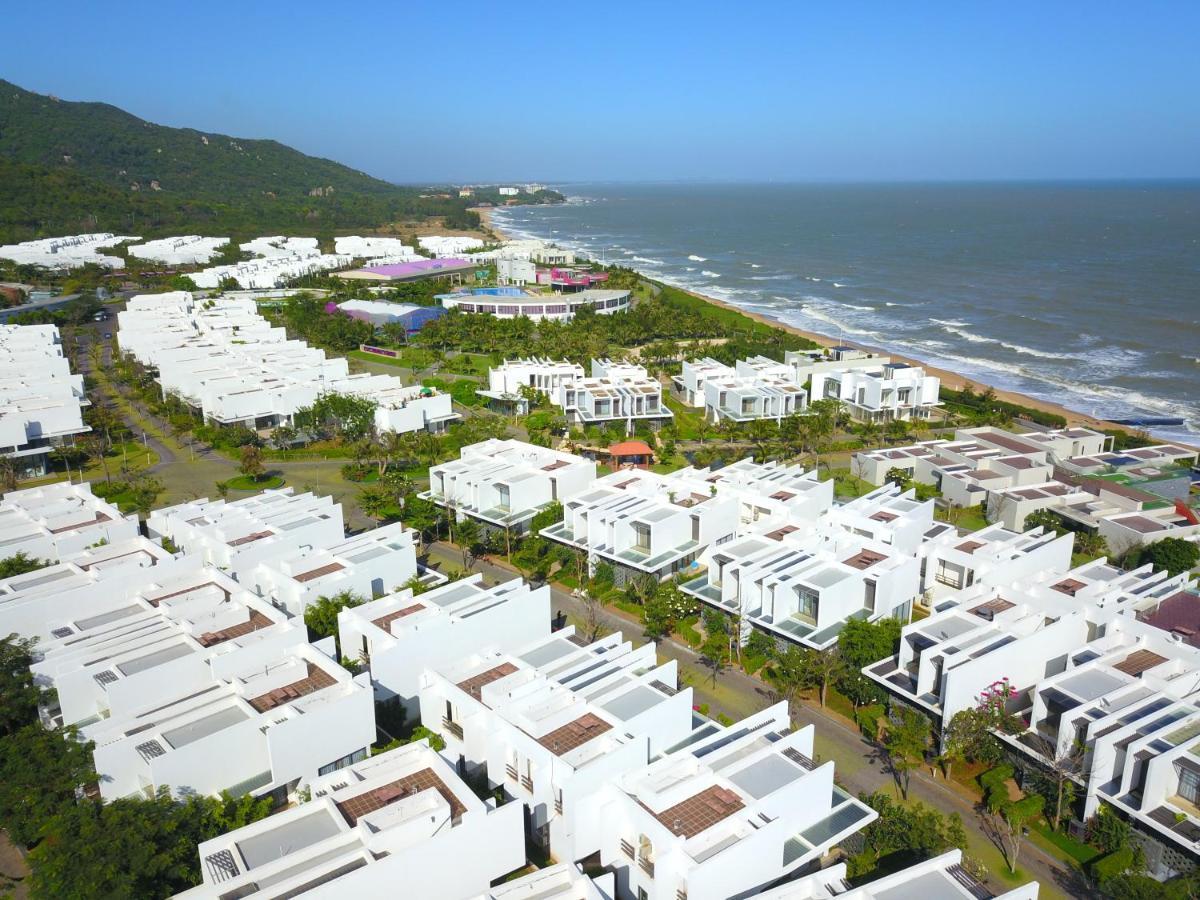Okinawa Villas And Beach Club - Oceanami Resort Long Hai Eksteriør billede