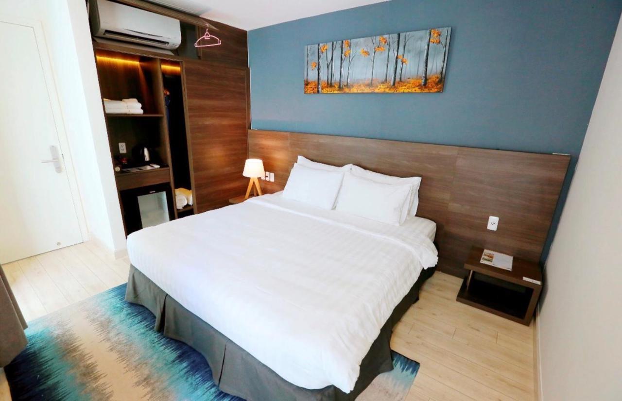 Okinawa Villas And Beach Club - Oceanami Resort Long Hai Eksteriør billede
