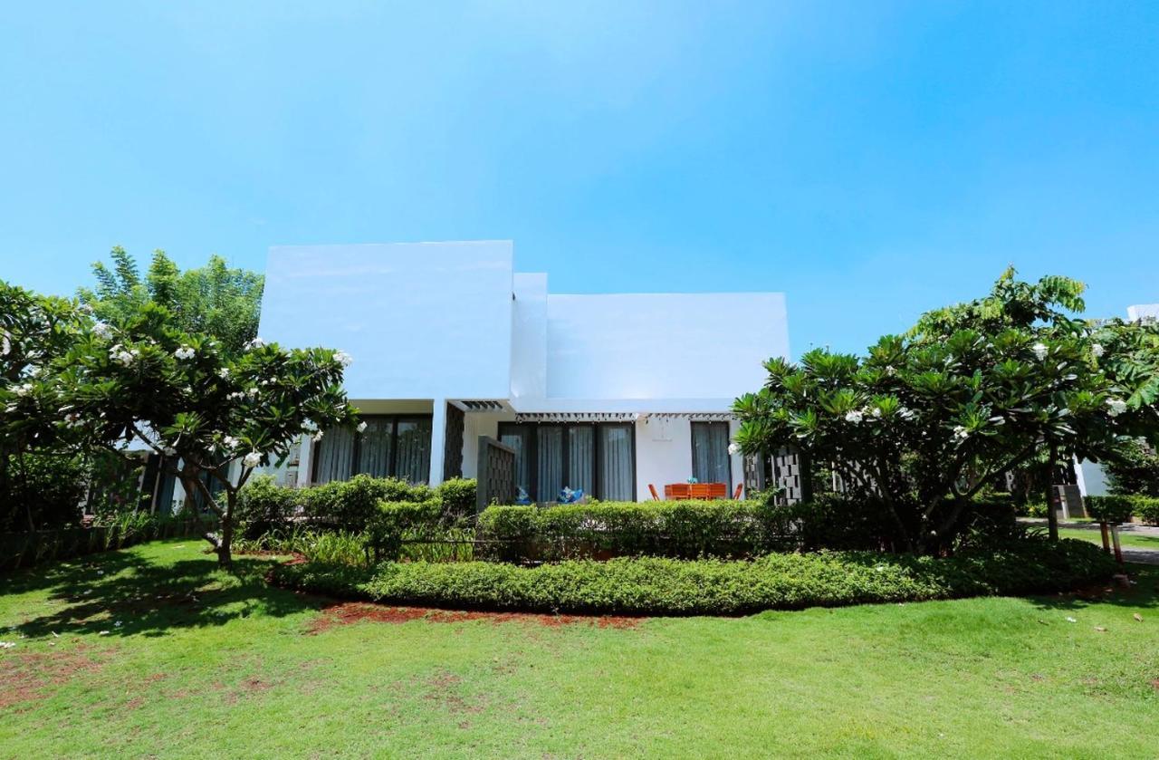 Okinawa Villas And Beach Club - Oceanami Resort Long Hai Eksteriør billede